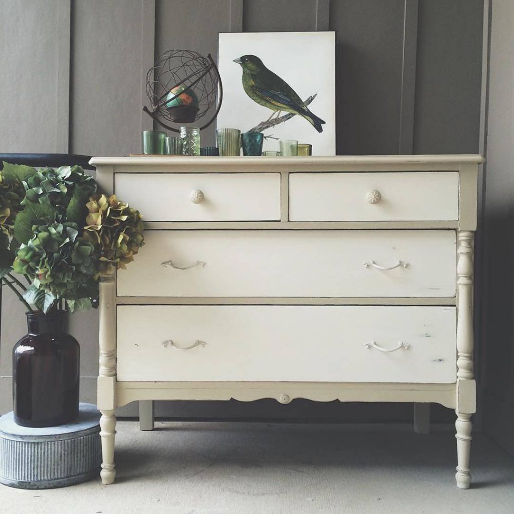 how to distress furniture shabby chic