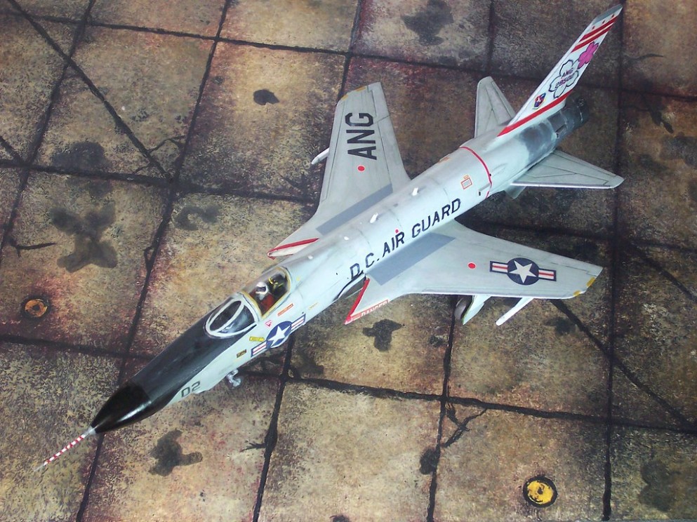 1:72 Republic F 112c "thunderdart"; Buno 62 28502 Of 121st Fighter Squadron, 113th Fighter Wing; (district Of) Columbia Air National Guard; Andrews Army Air Field, Summer 1972 (whif/kit Bashing) Family Painting Cl
