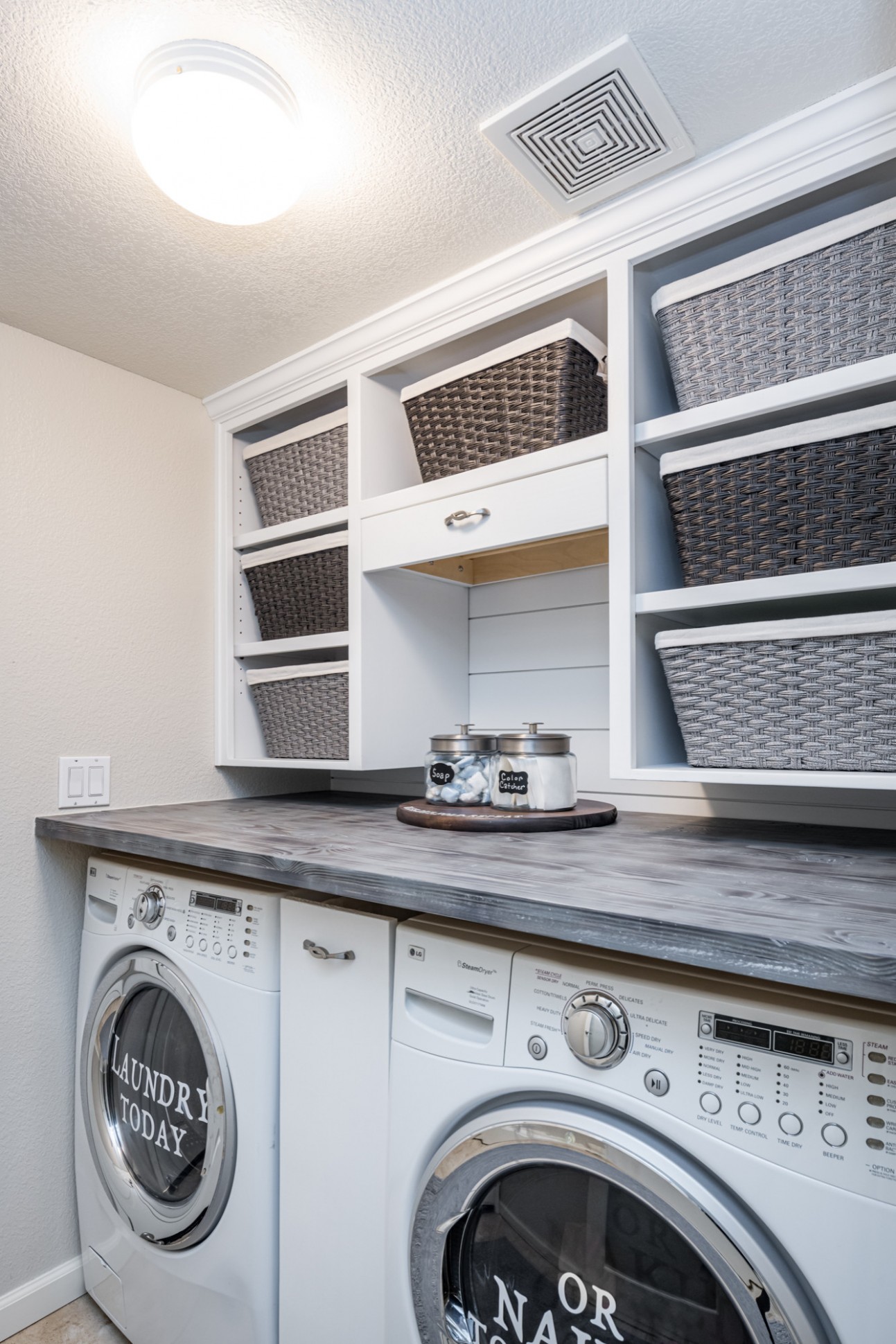 10 Beautiful Laundry Room With Wood Countertops And Gray ..
