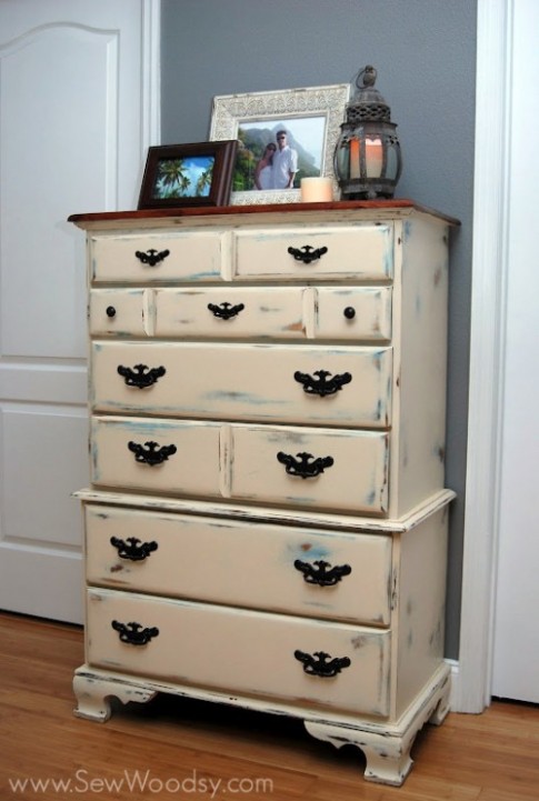 14 Cool Distressed Furniture Tutorials Shelterness Where Can I Buy Chalk Paint Wax