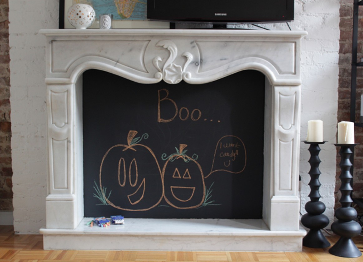 8 Spooky Halloween Decorations That Are Easy And Cheap To Throw ..