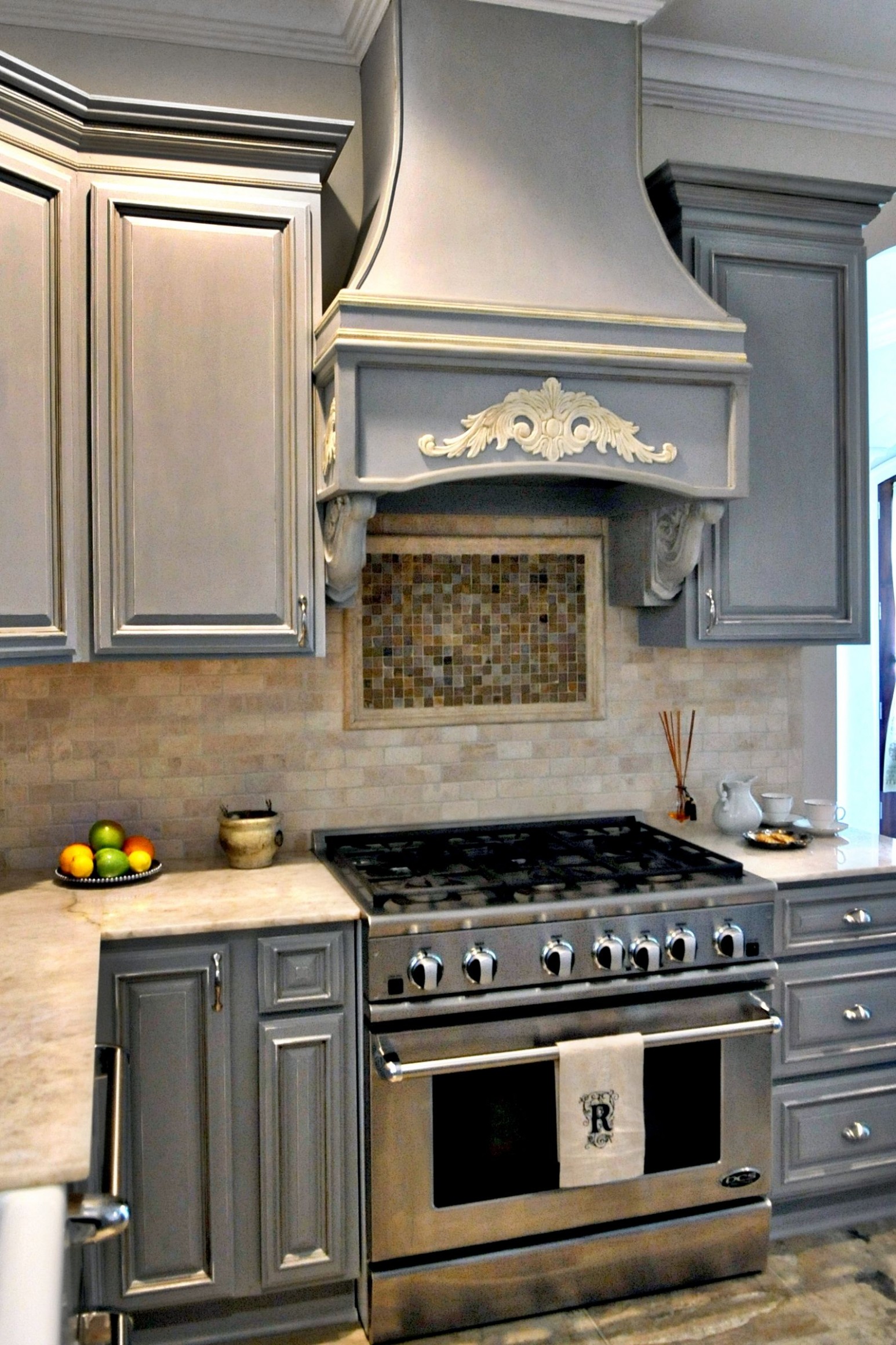 Annie Sloan Chalk Paint In Paris Grey | Inside Kitchen Cabinets ..