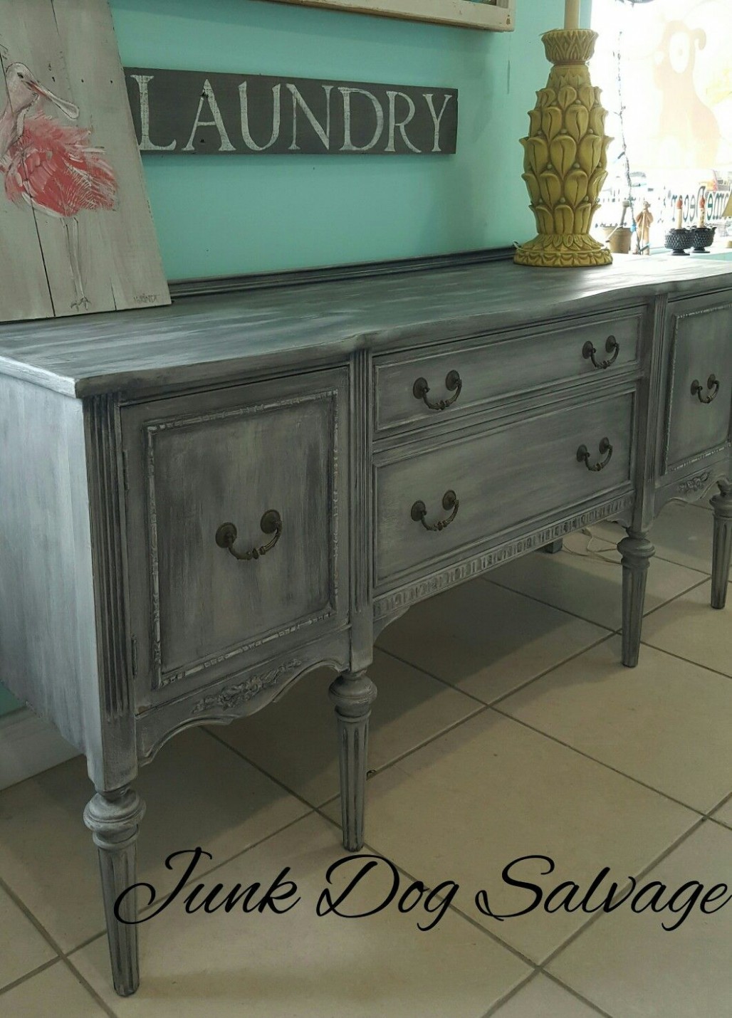 Annie Sloan Paris Grey With A Graphite Wash! | Painting Wooden ..