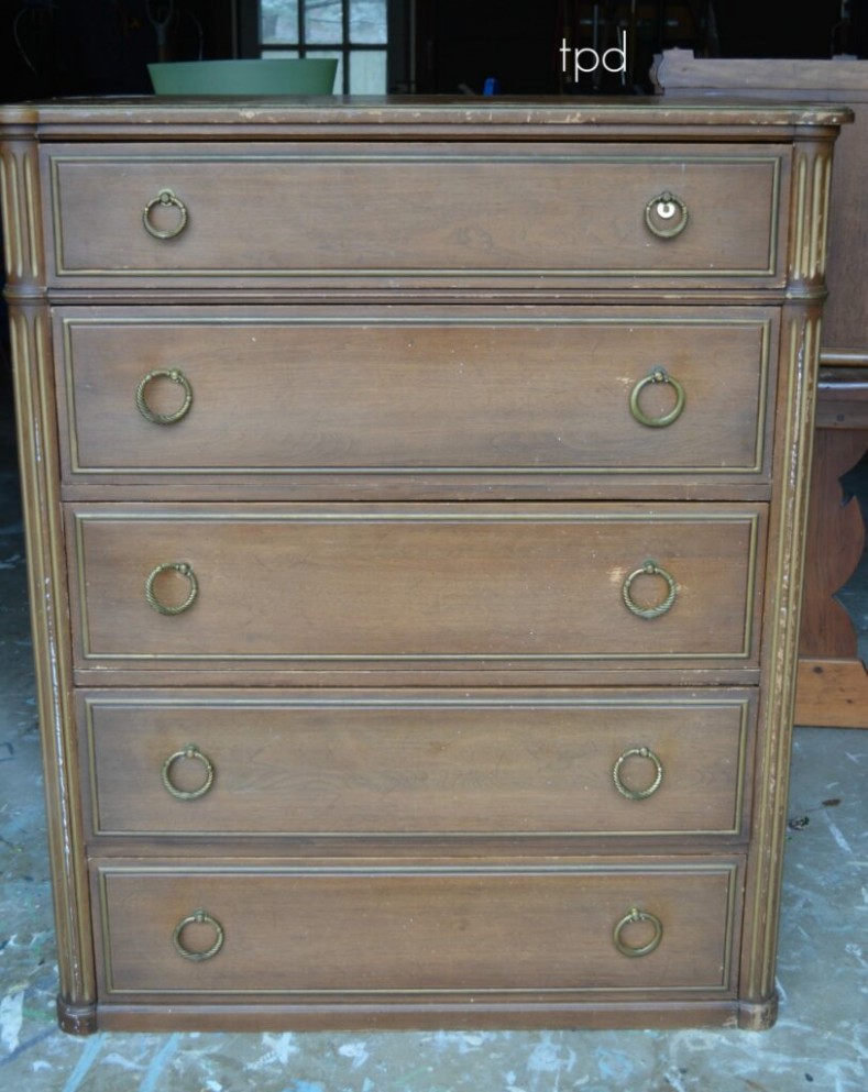 Before And After A French Linen And Gold Vintage Chest Annie Sloan French Linen Dark Wax