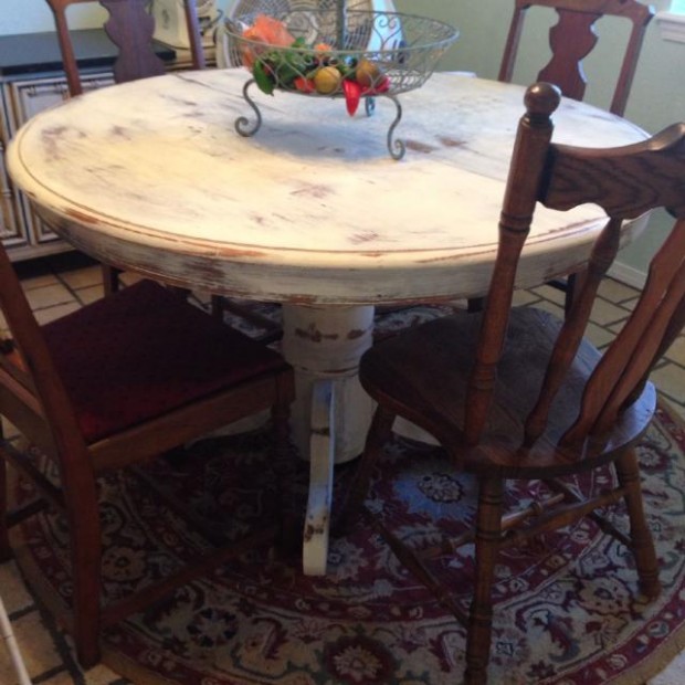 Best Round Table Painted And Distressed With Annie Sloan ..