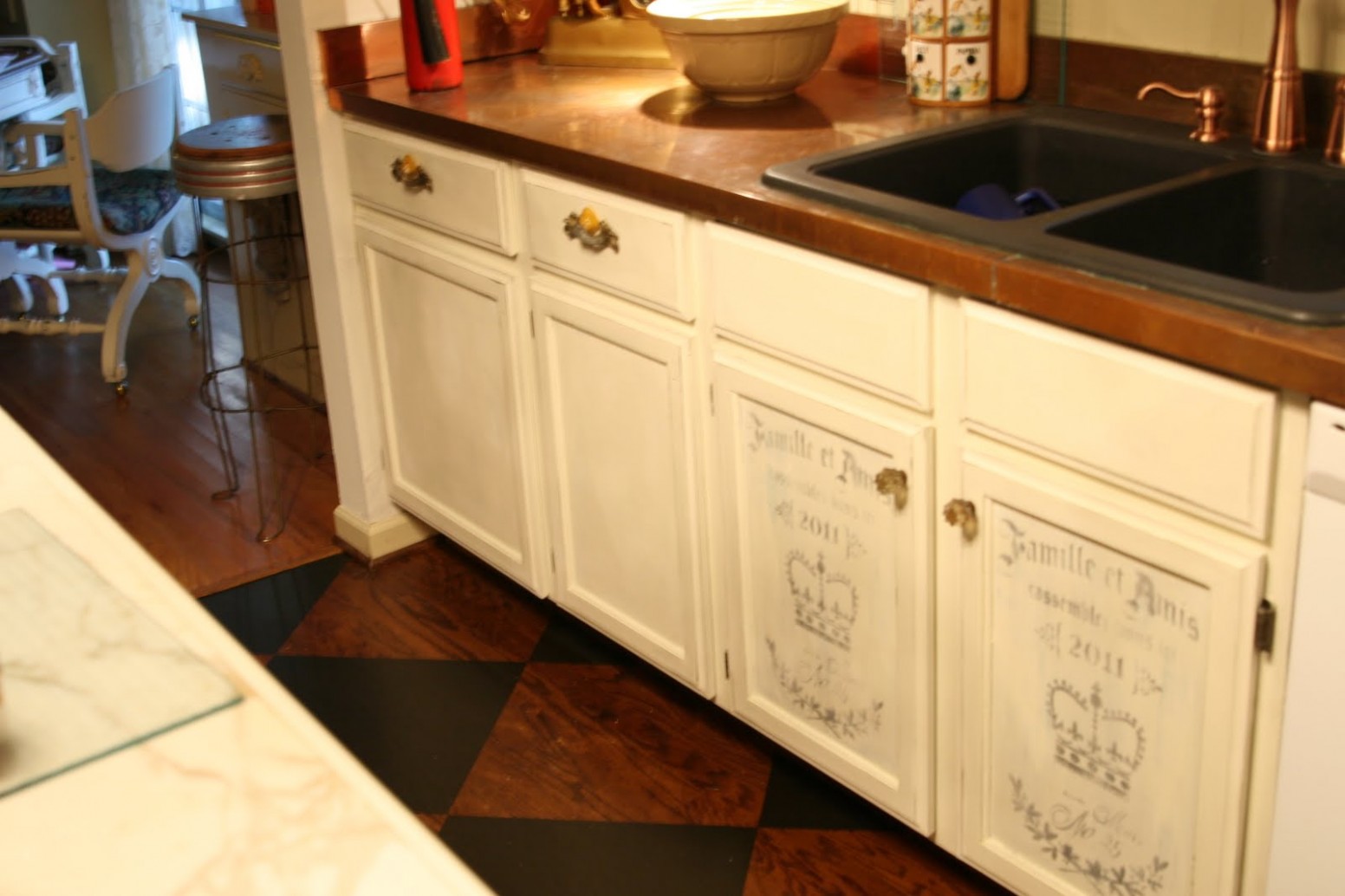 Chalk Paint Kitchen Cabinets Optional Decoration — Office Pdx Kitchen Distressing With Annie Sloan Chalk Paint