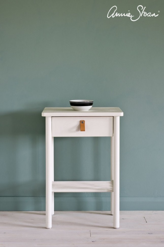 Chalk Paint™ : Old White » Gorgeous Gift Shop Full Of ..