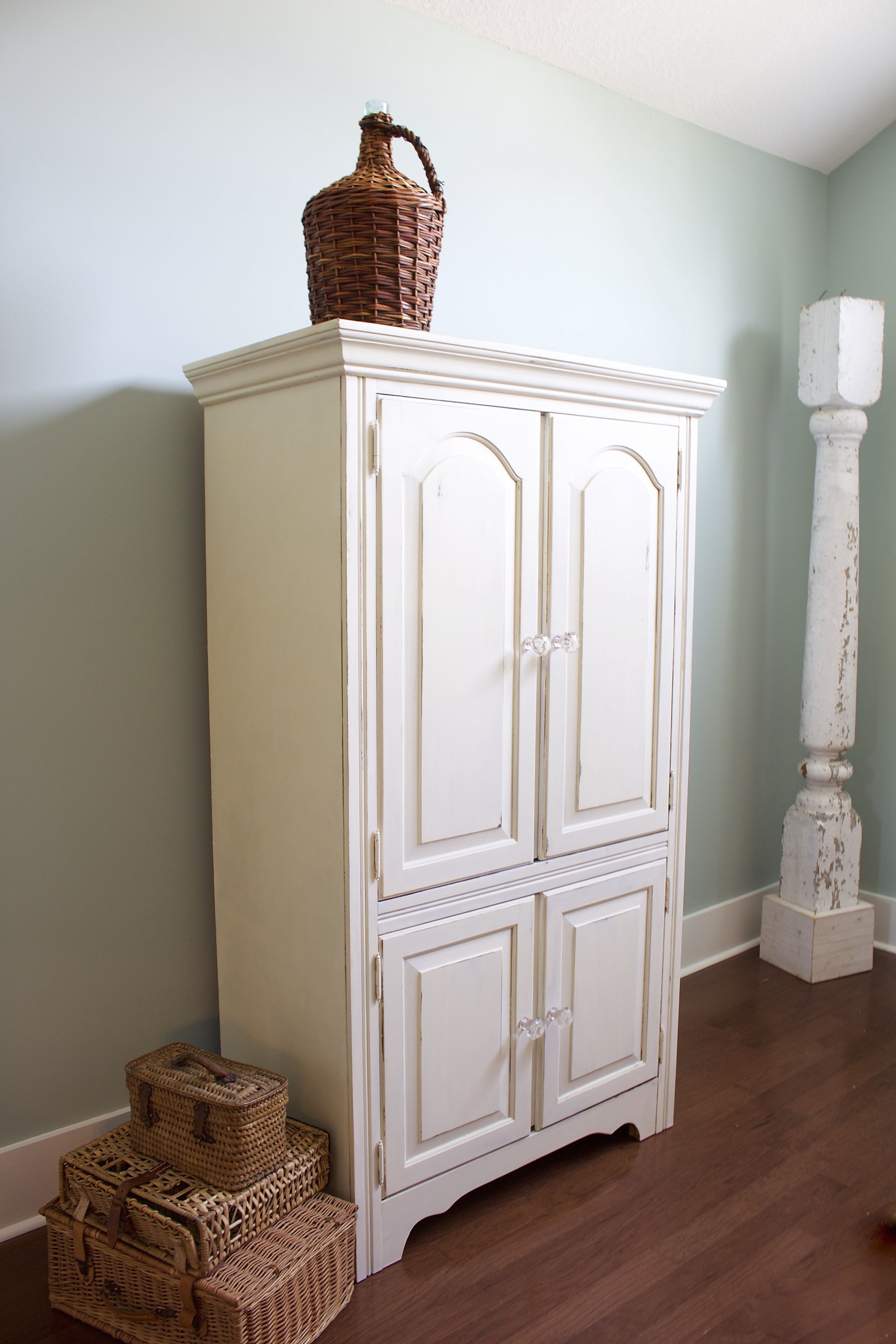 Chalk Painted Armoire Makeover 10 Bees In A Pod Where To Buy Annie Sloan Chalk Paint Home Depot