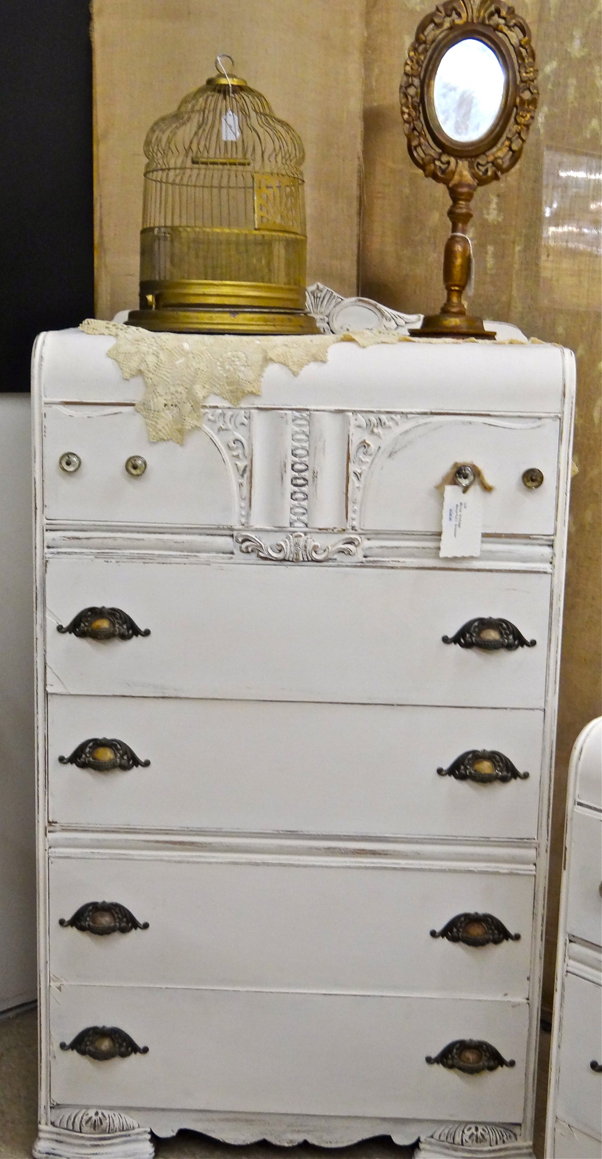 Chalk Painted Waterfall Dresser, Wildwood Antique Mall Melbourne ..