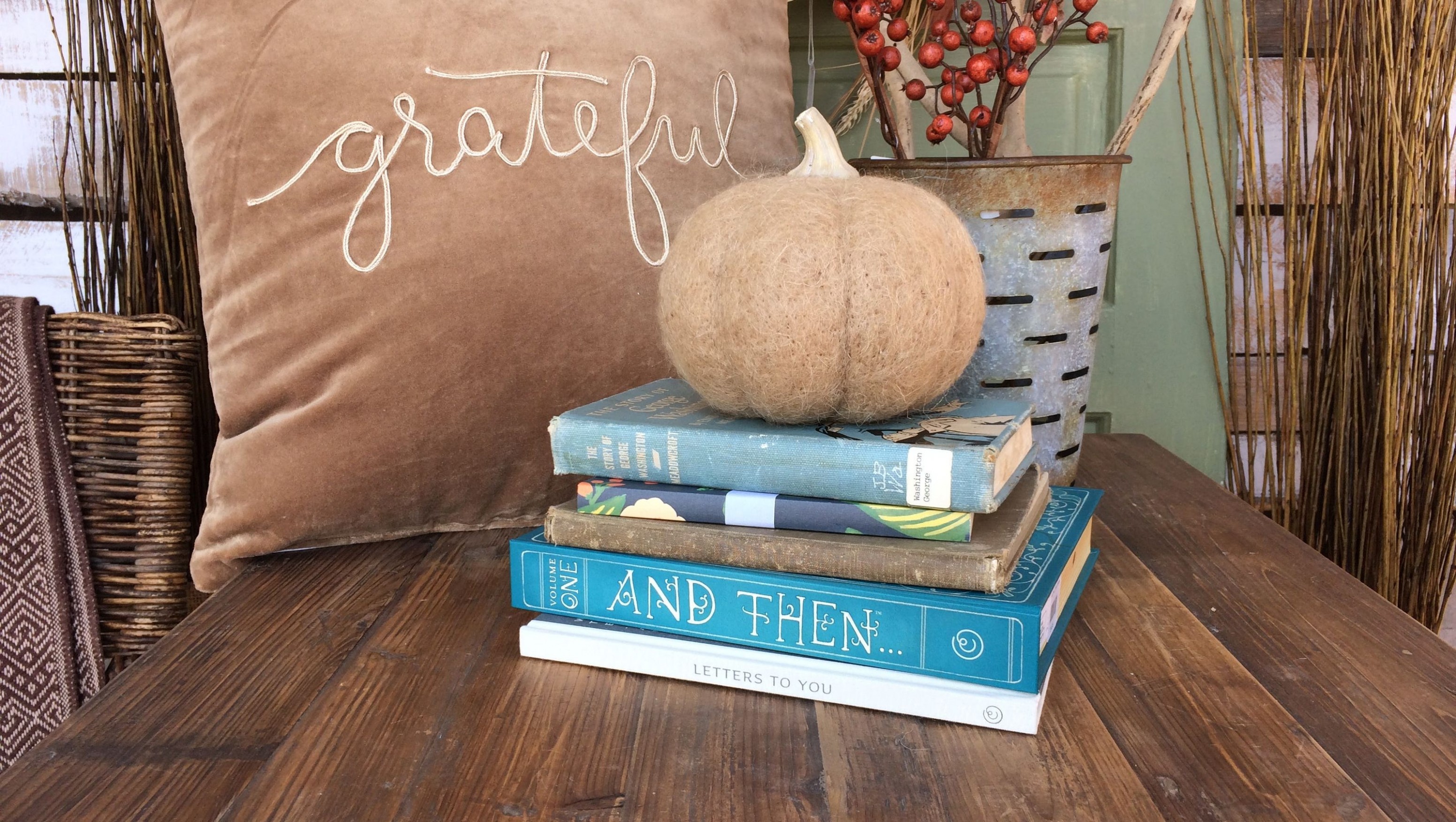 Cozy Up For Fall: 6 Design Experts Give Decorating Tips For Cool ..