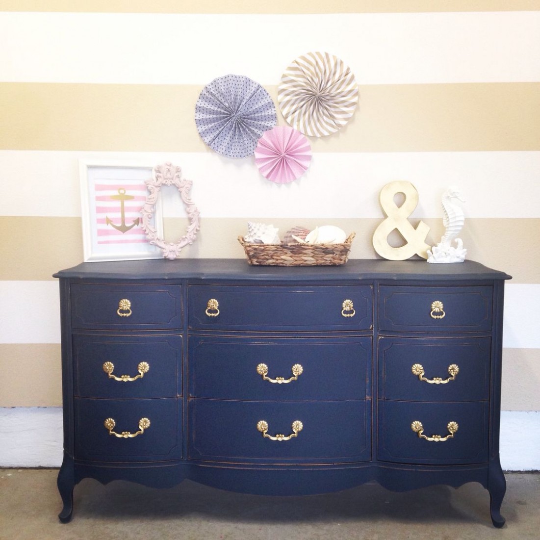 Custom Mix Of Annie Sloan Chalkpaint To Get This Navy Blue Color ..