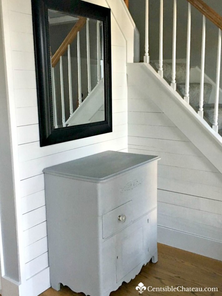 Easy Furniture Makeover With Rustoleum Chalk Paint In Aged ..
