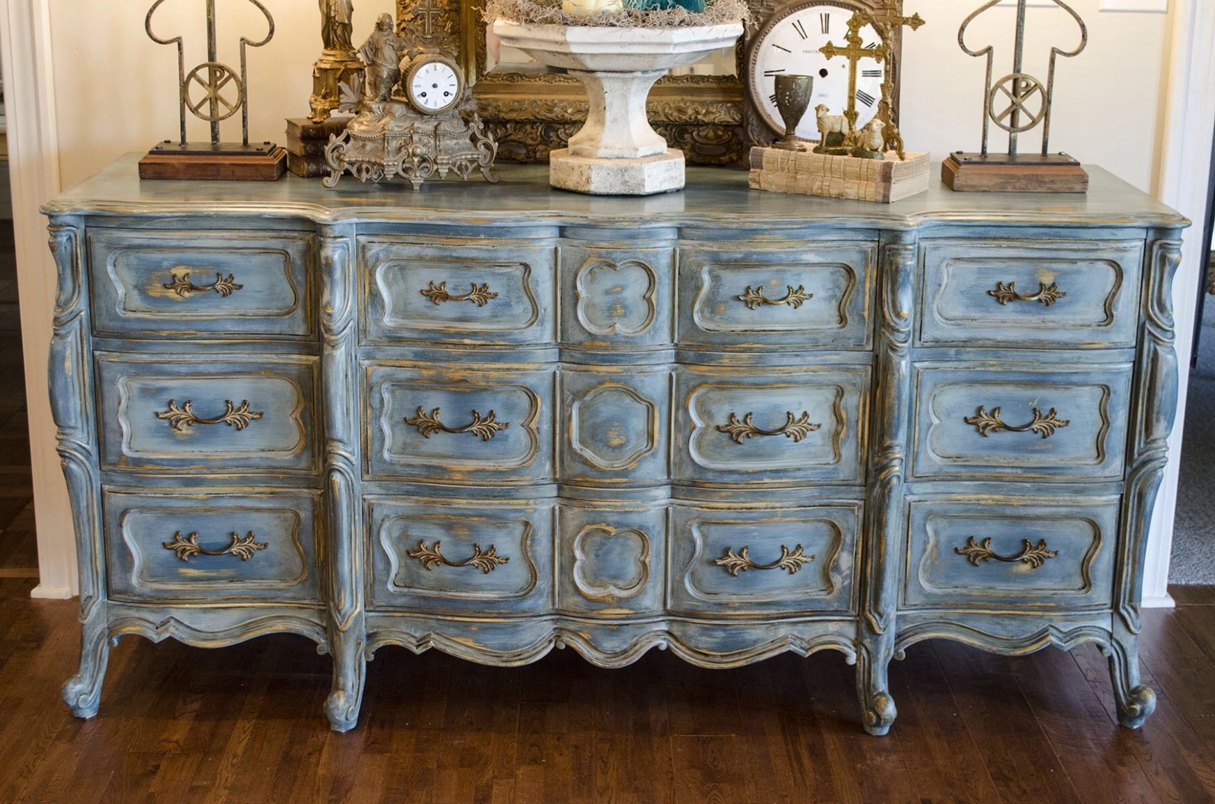 French Furniture Archives | Page 9 Of 9 | Edith & Evelyn Annie Sloan Chalk Paint Aubusson Blue