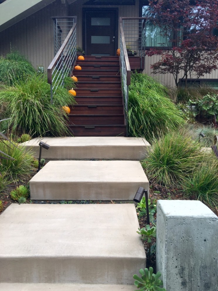 Hardscaping 10: Entry Stairways | Gardenista: Sourcebook For ..
