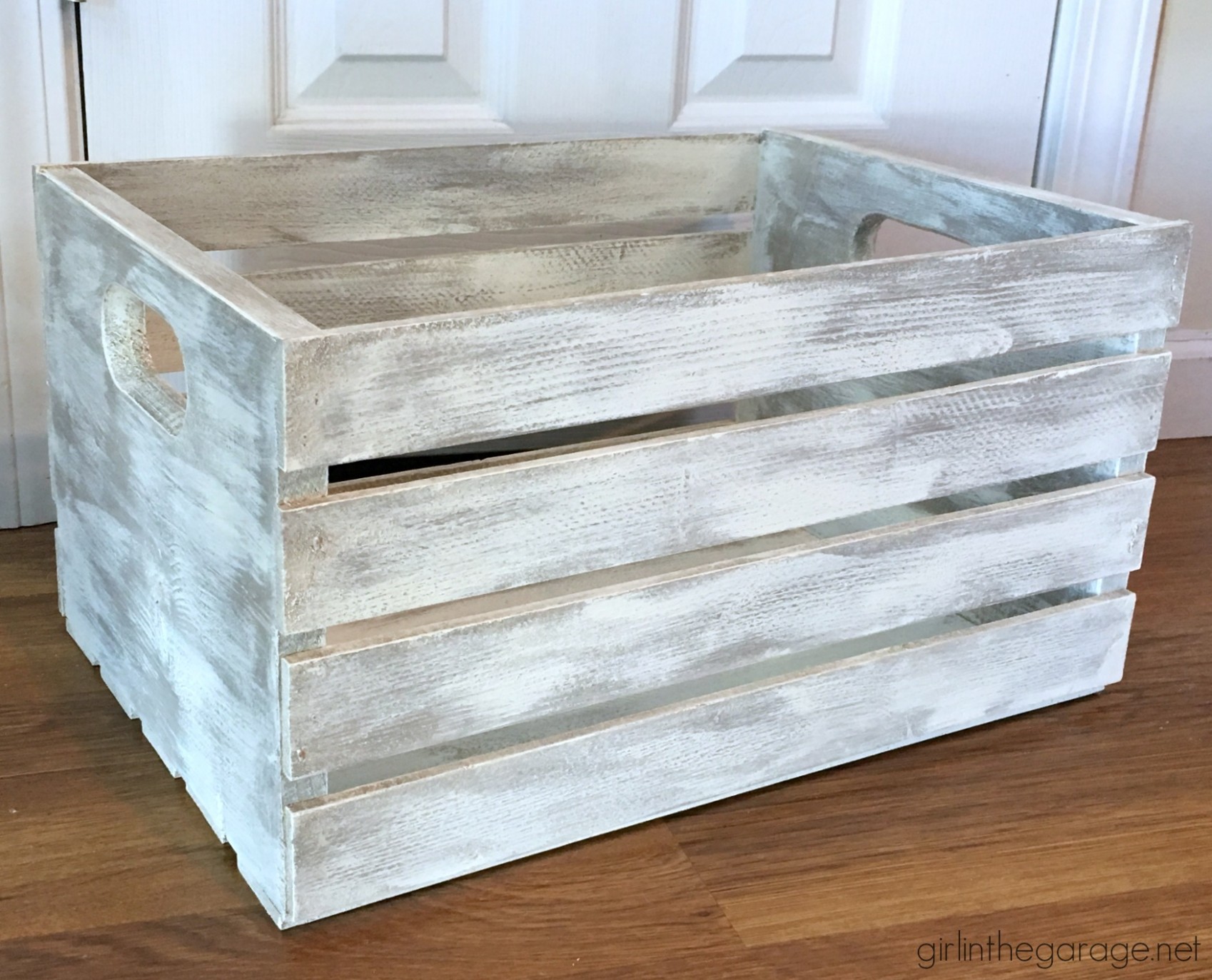How To Paint A Weathered Crate With Image Transfer Girl ..