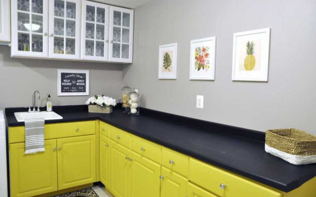 How To Paint Laminate Cabinets With Chalk Paint | Kate ..