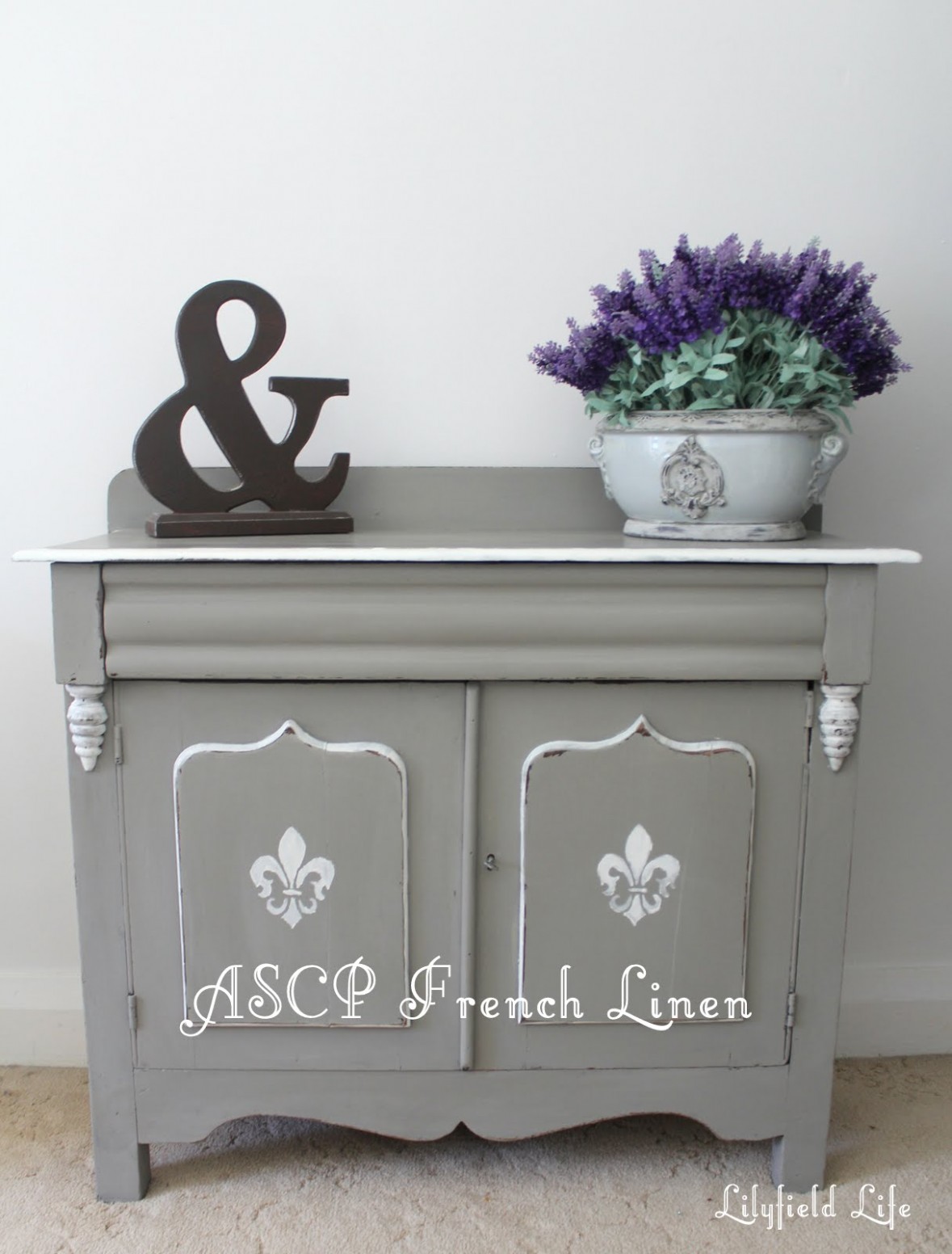 Lilyfield Life: Mix Tint Colour Annie Sloan Chalk Paint Annie Sloan French Linen And Old White