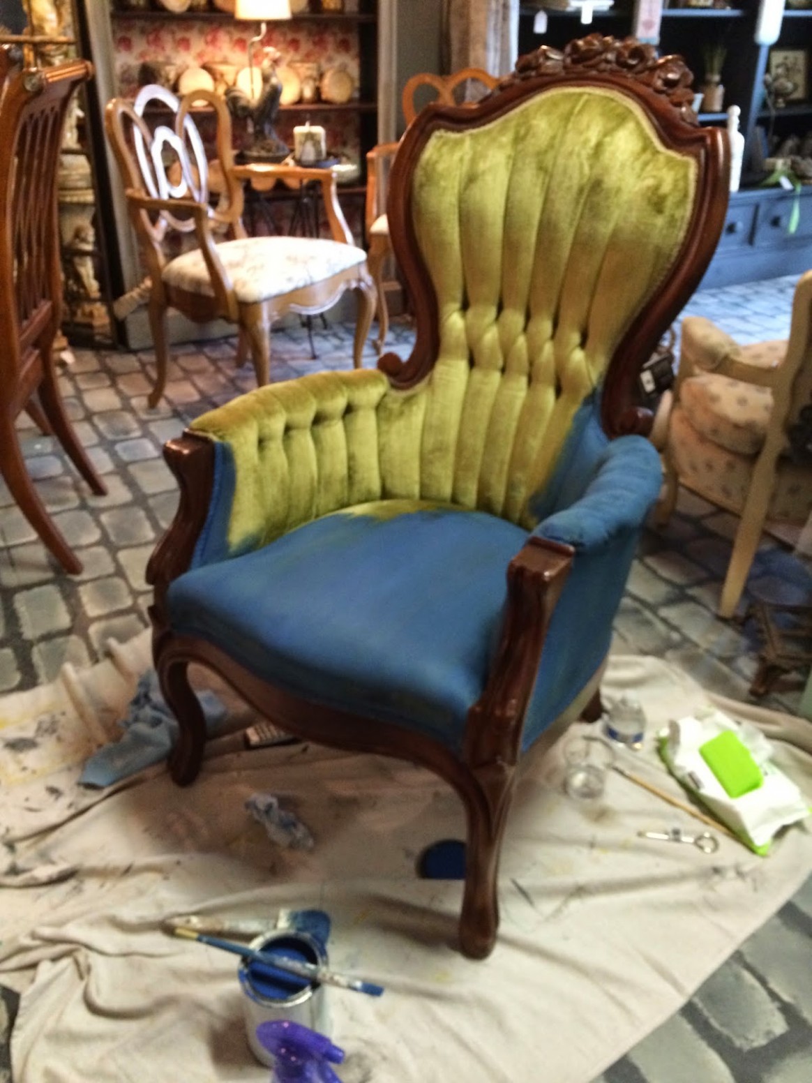 Maison Decor: How To Paint Velvet Chairs With Chalk Paint ..