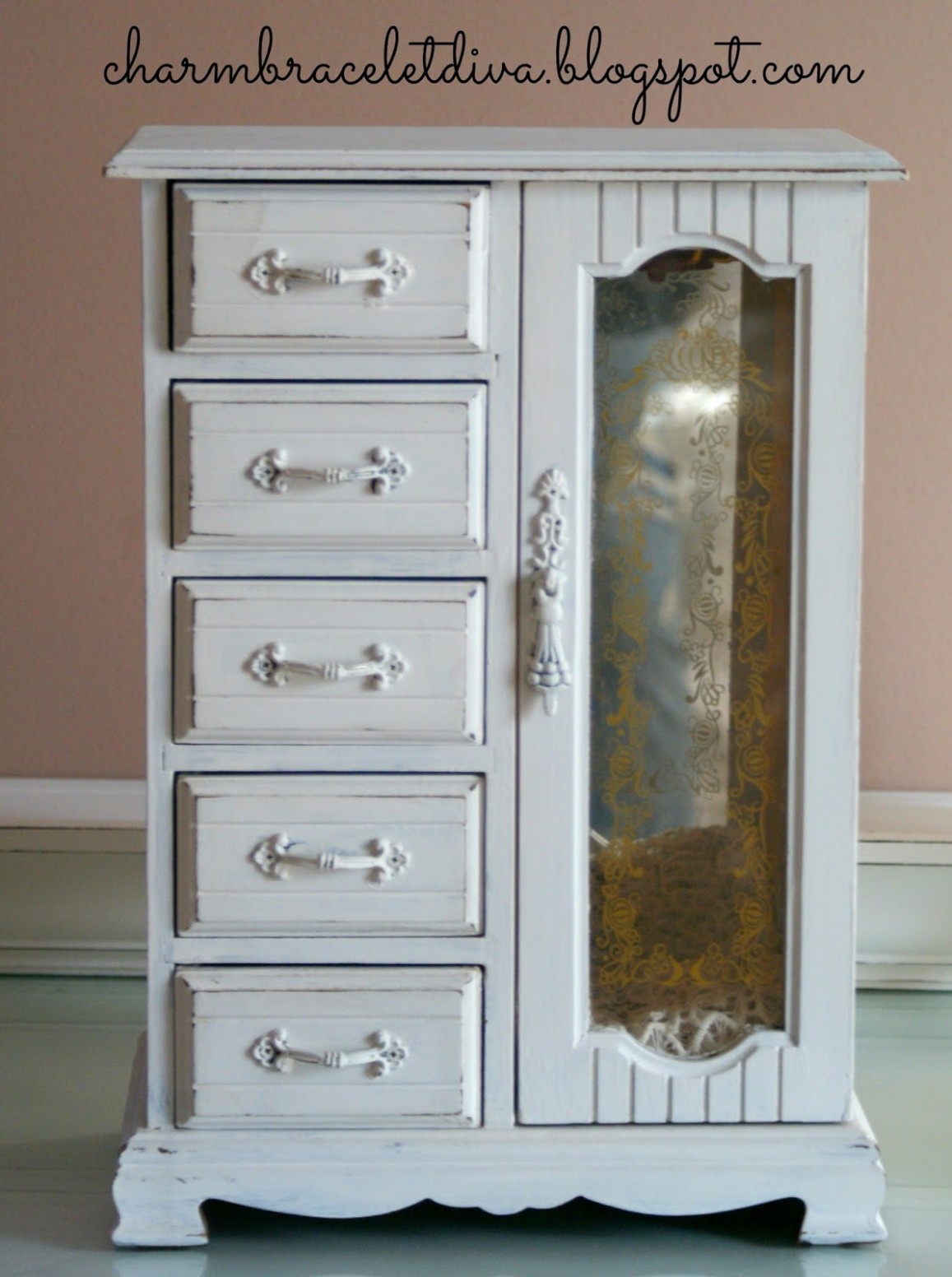 Our Hopeful Home: Vintage Jewelry Armoire Upcycle With Dixie Belle ..