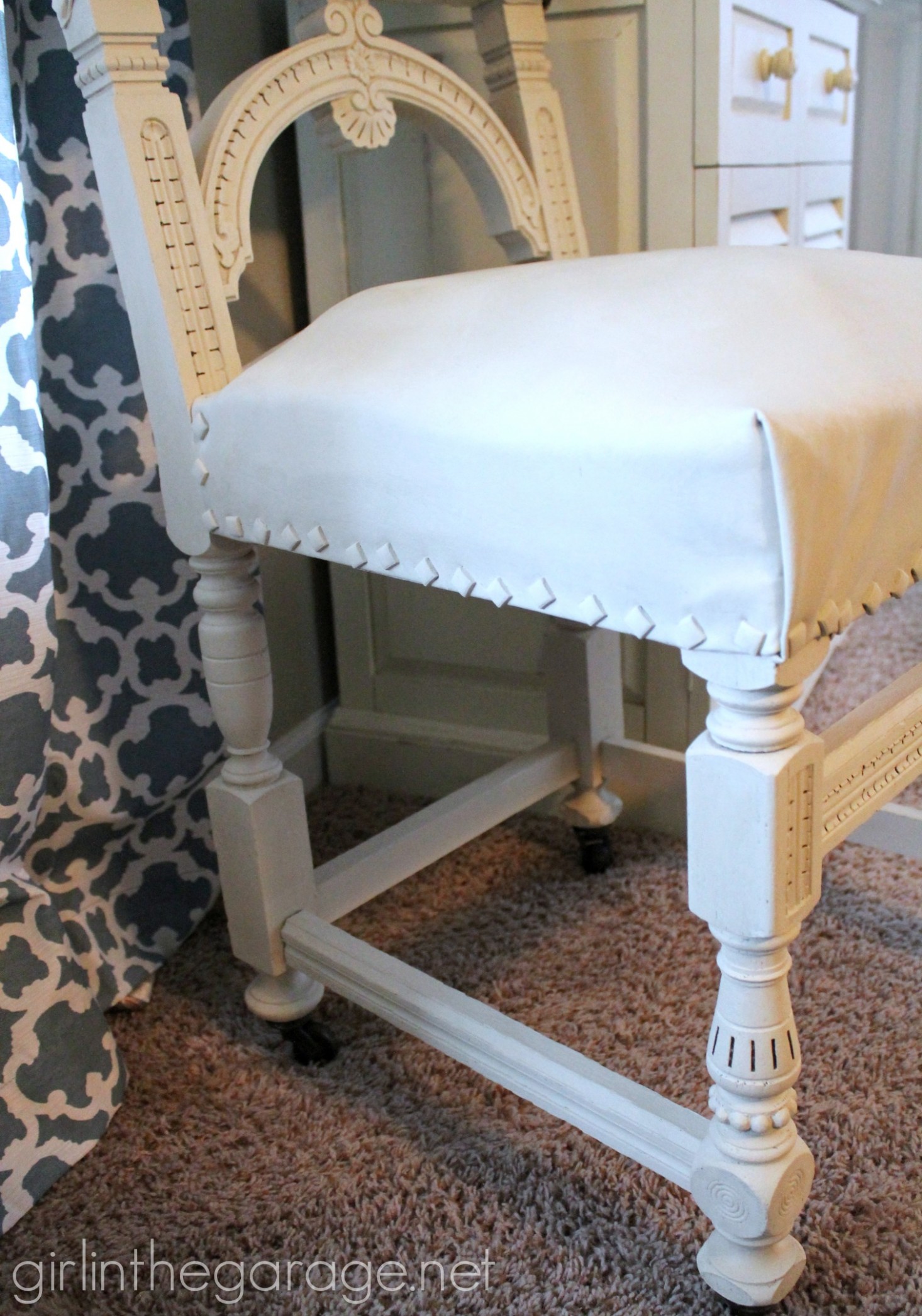 Painted Leather Chair Makeover With Annie Sloan Chalk Paint Annie Sloan Chalk Paint Upholstery