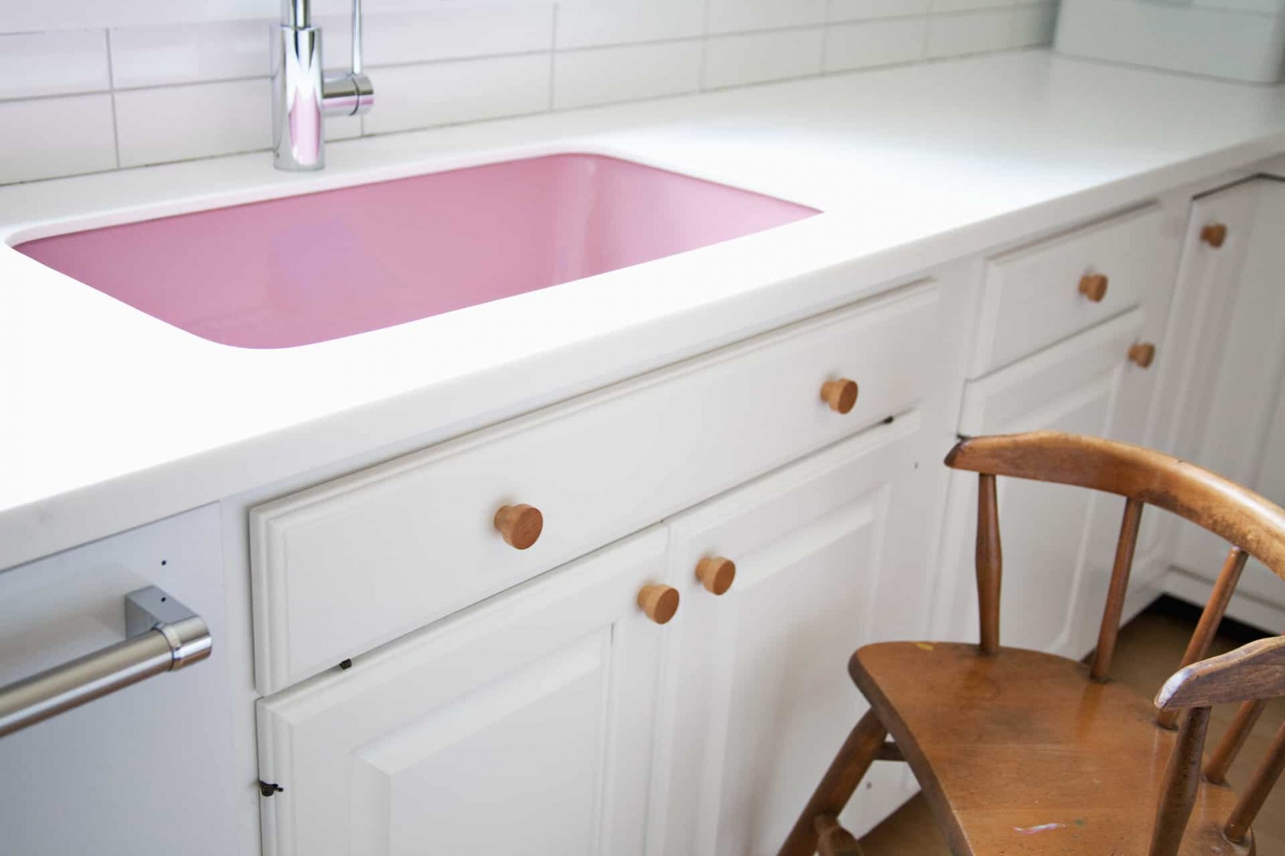Painting Cabinets With Chalk Paint—pros & Cons A Beautiful Mess Can You Chalk Paint Over Melamine