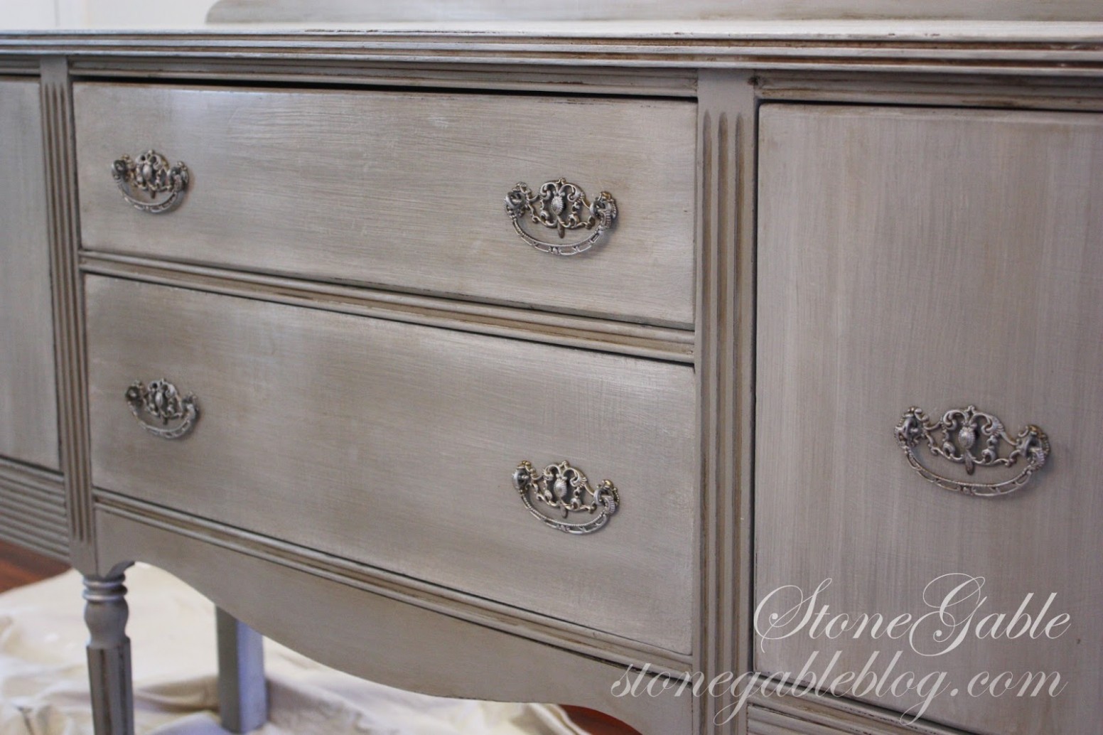 Paris Grey Buffet Stonegable Where To Buy Annie Sloan Chalk Paint In Bc