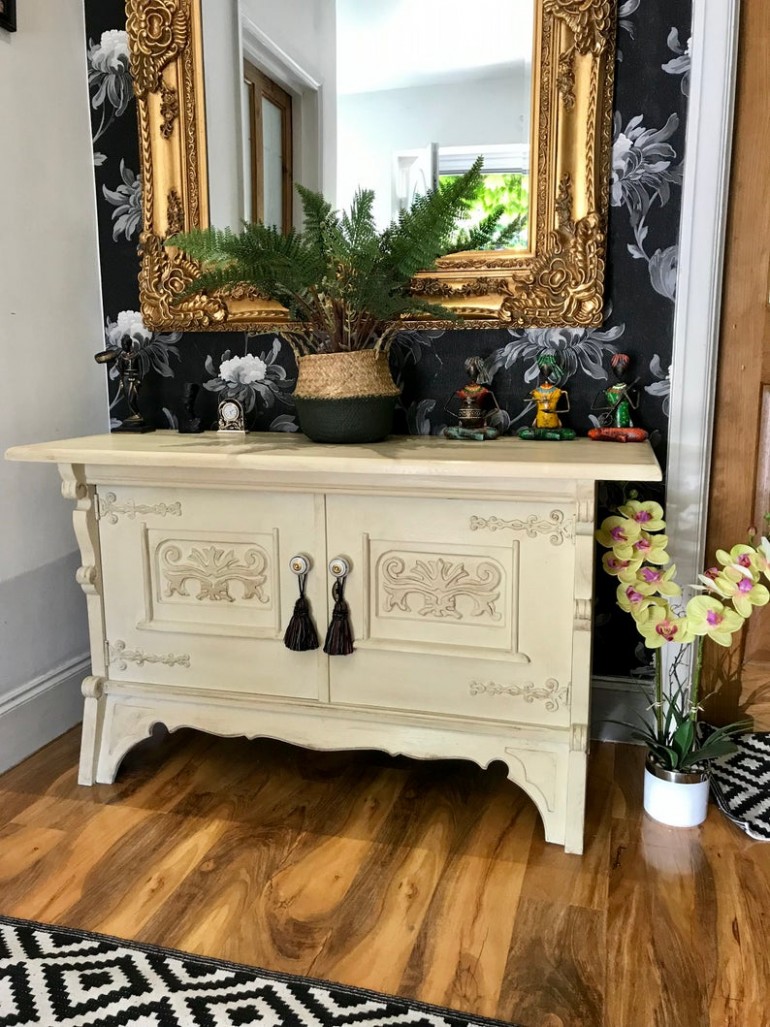 Shabby Chic Annie Sloan Chalk Painted French Hallway Sideboard Tv Unit Annie Sloan Chalk Paint Time Between Coats
