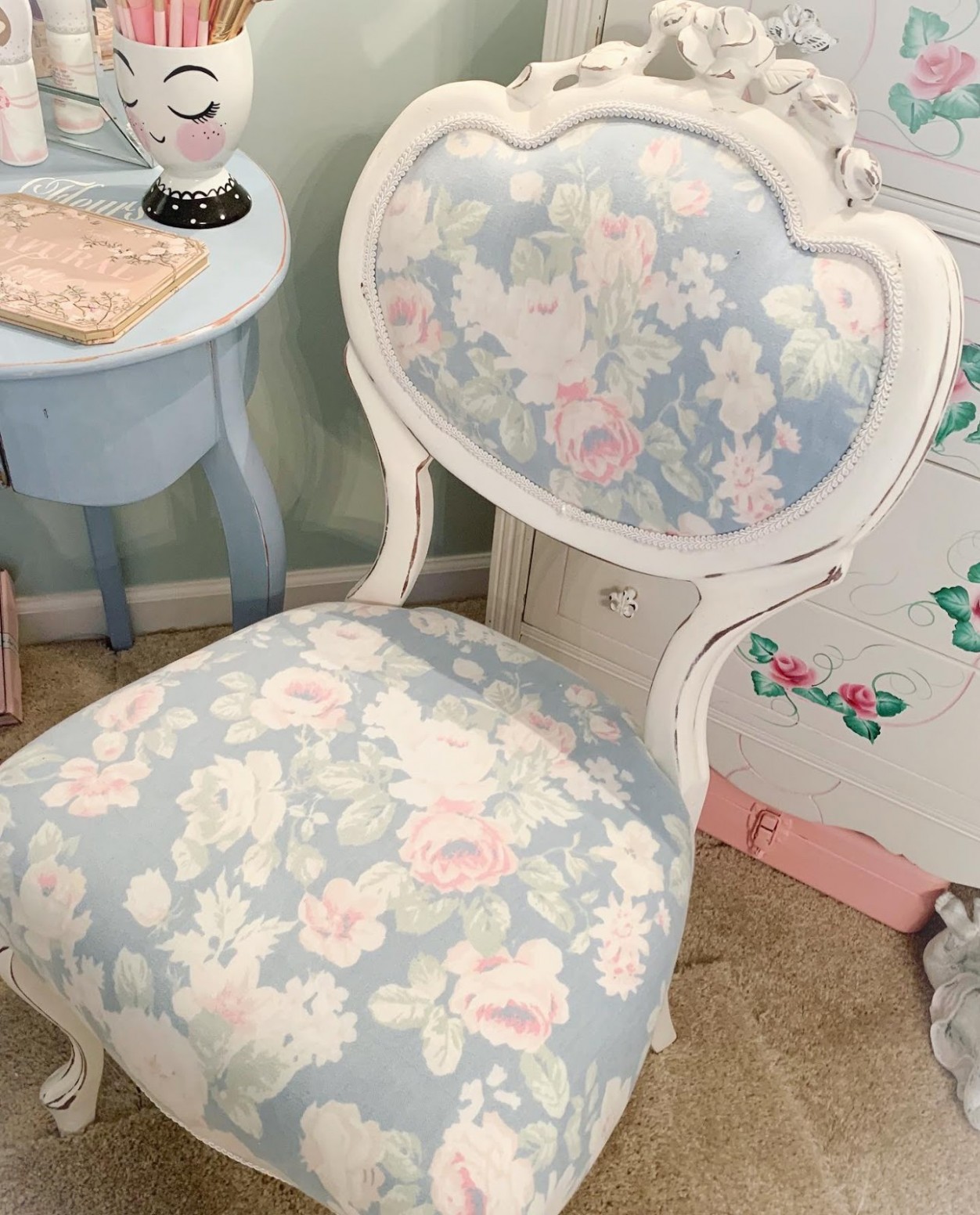 Tea Cottage Pretties: My New Vanity Chair A Furniture Makeover Hobby Lobby Furniture Upholstery Fabric