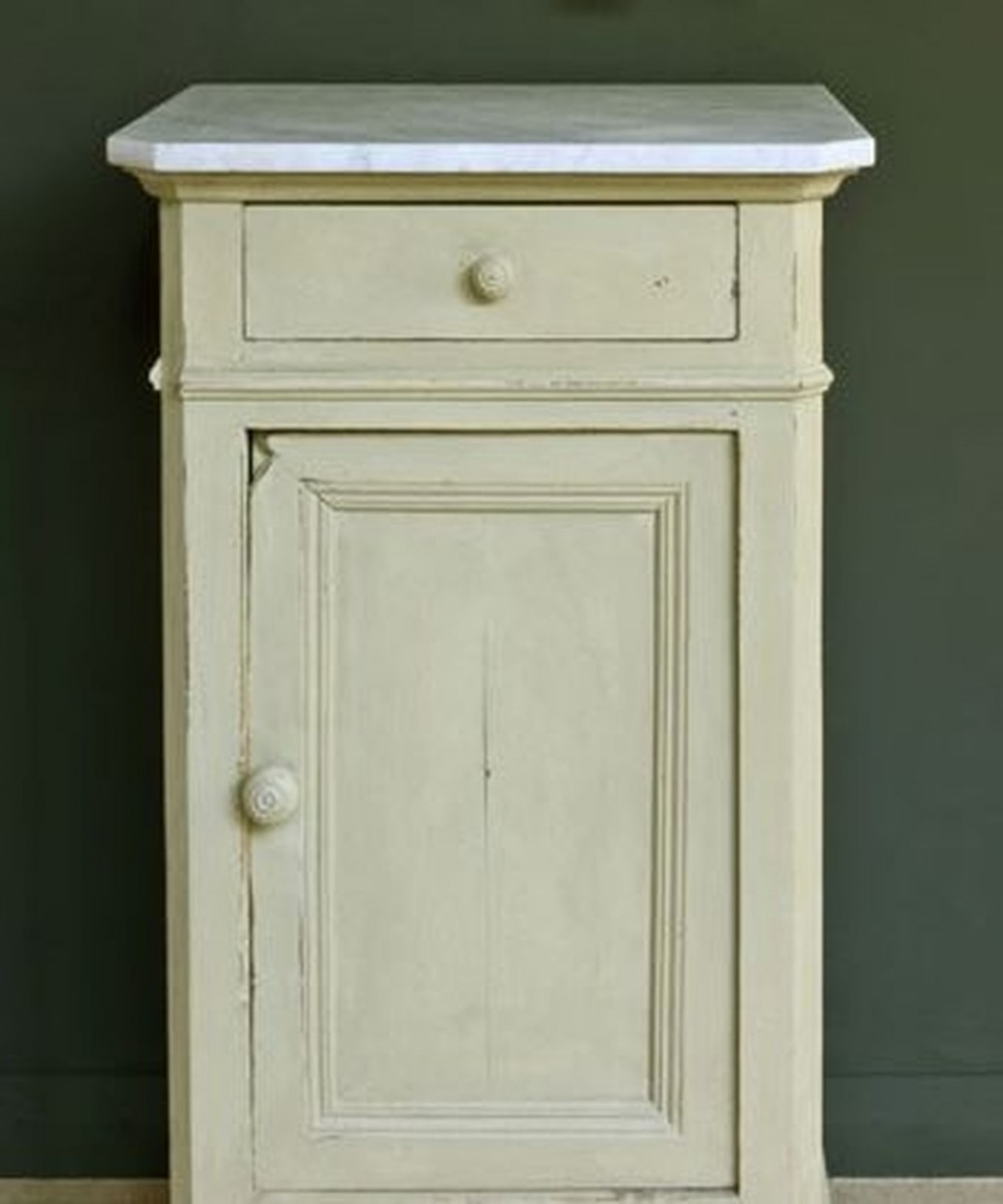 Versailles Annie Sloan Chalk Paint® Litre (6.6 Oz