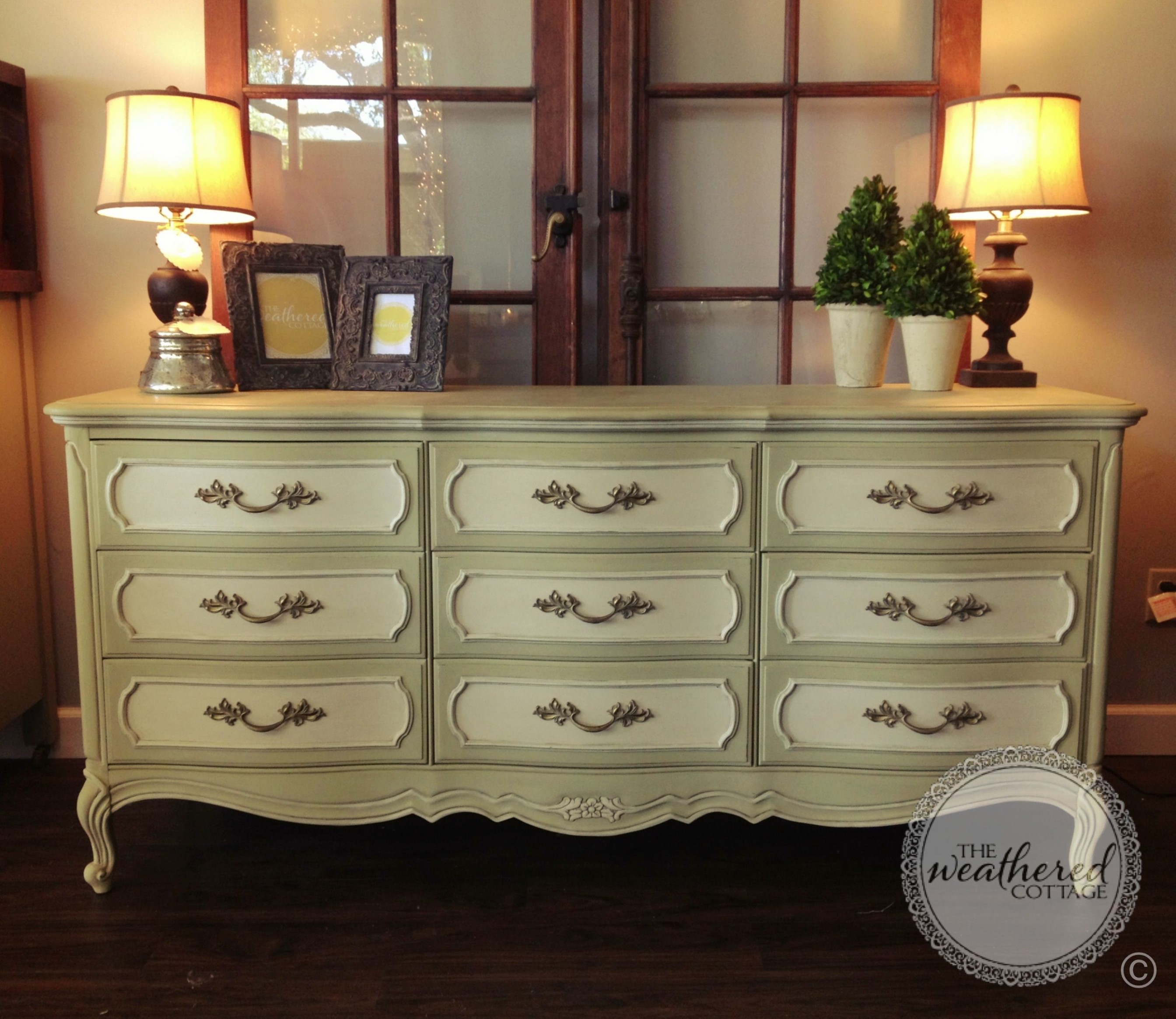Vintage Dresser Painted In Versailles And Old White Chalk Paint ..