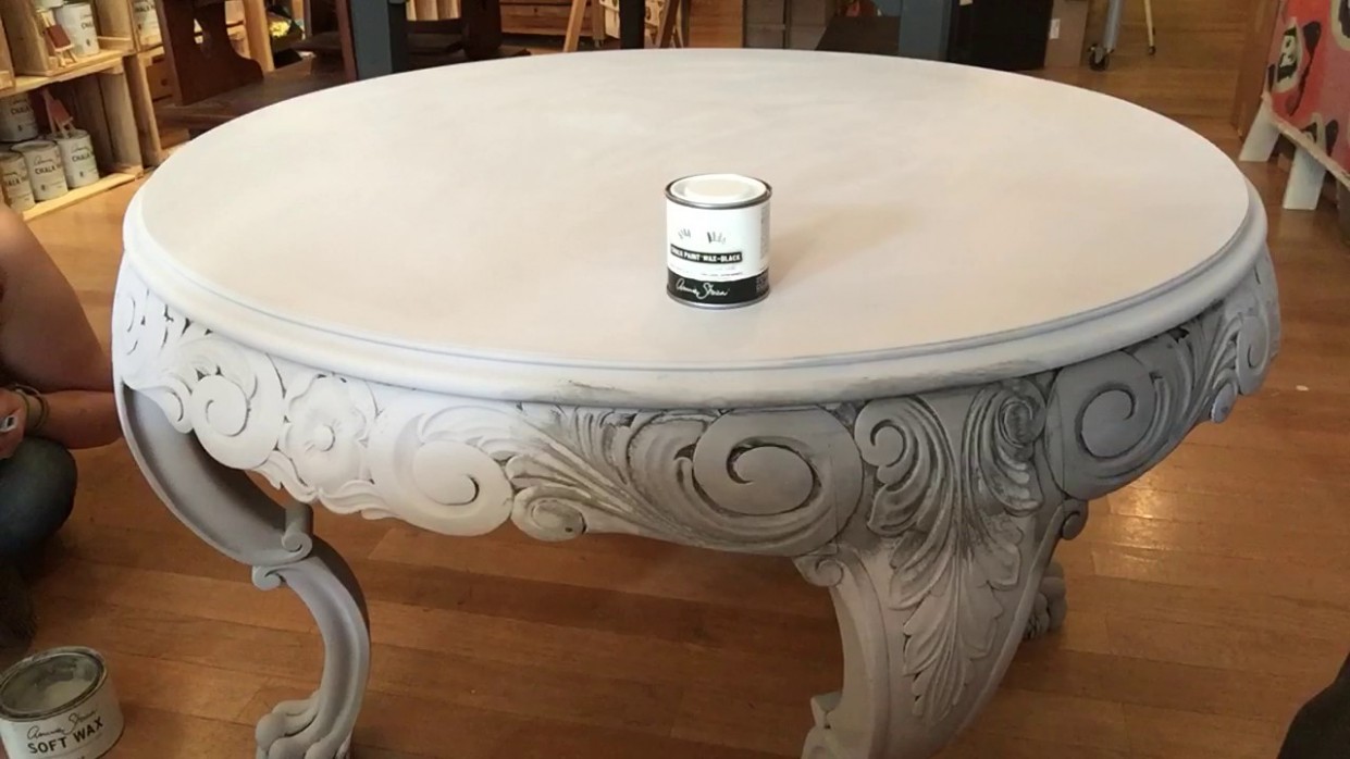 Visual Demo How To Brush On Annie Sloan Black Wax Directly To Chalk Paint® Annie Sloan Chalk Paint Old White Wash