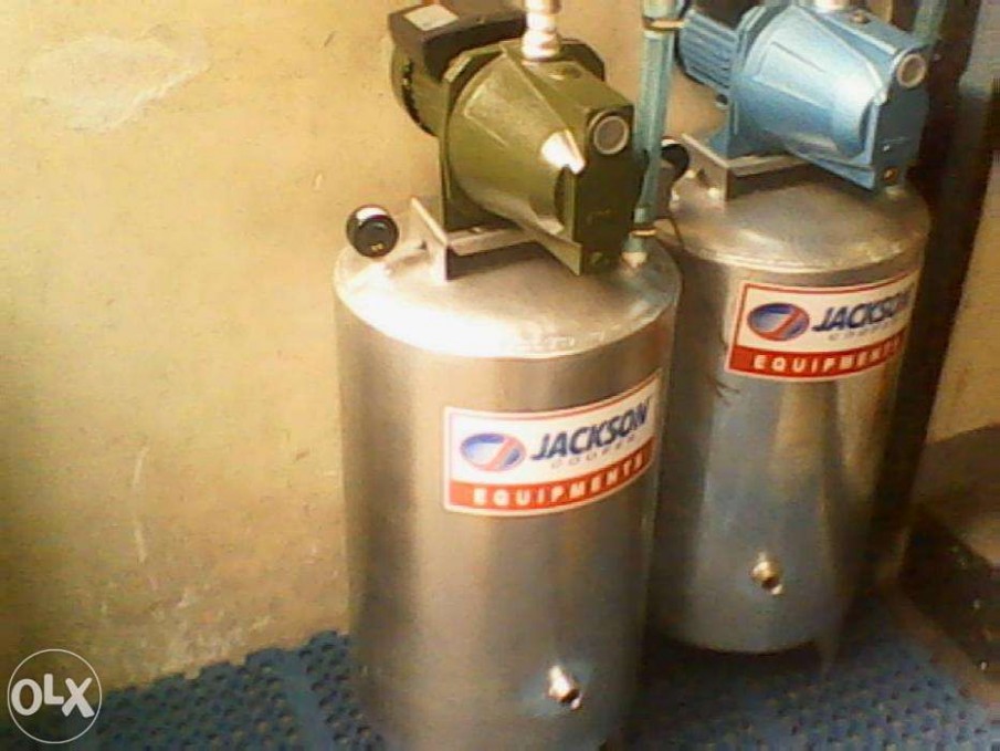 Water Pump With Pressure Tank G.i Stainless We Del Door To ..