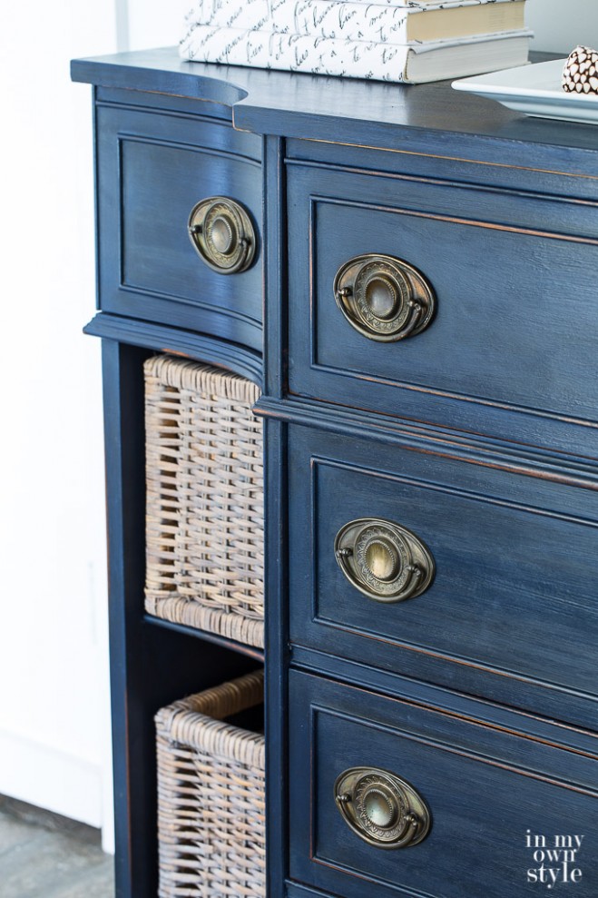 Why You Should Only Use Chalk Paint To Paint Furniture ..